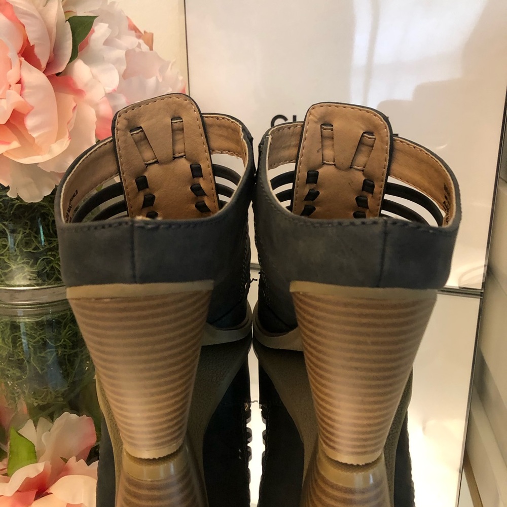 Report Weave Gray Mule Ankle Booties Slides - image 7